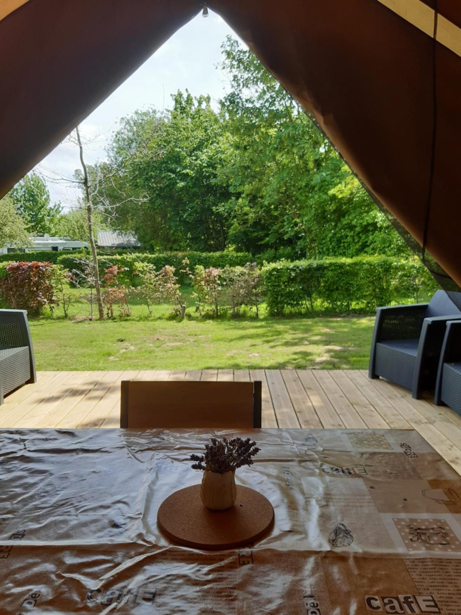 Camping Pommiers Des Trois Pays Licques Εξωτερικό φωτογραφία